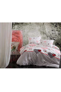 Çift Kişilik Lastikli Çarşaflı Pamuklu Nevresim Takımı Patchwork Love