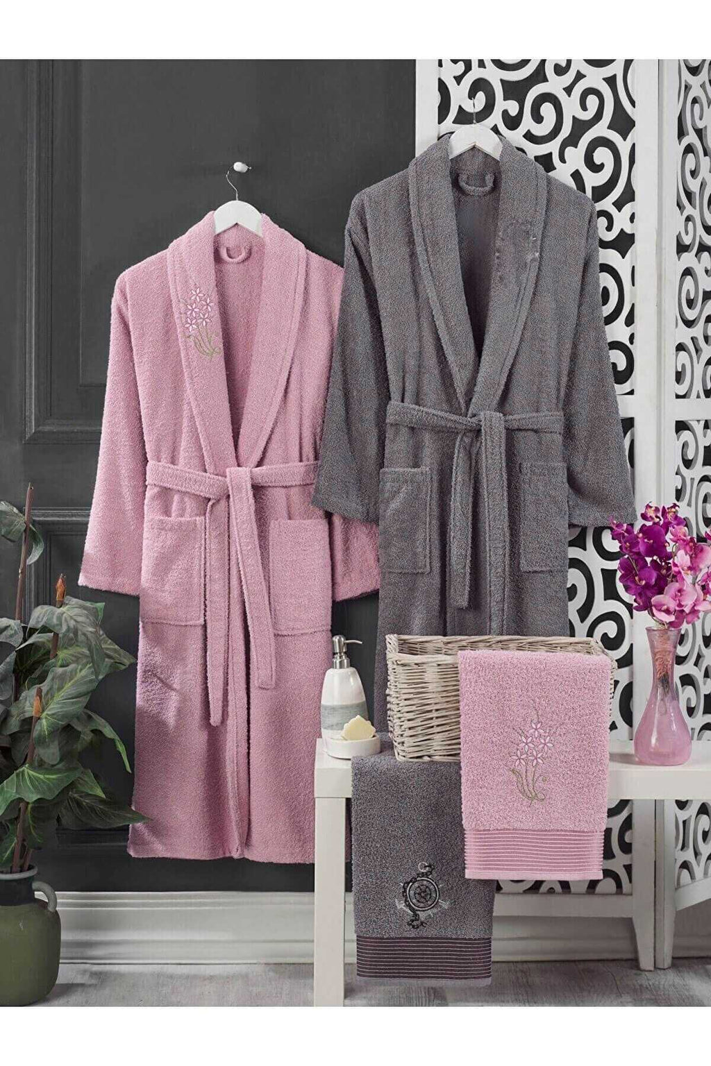 4 Piece Family Bathrobe Set for Women and Men with Towel, 100% Pink Grey
