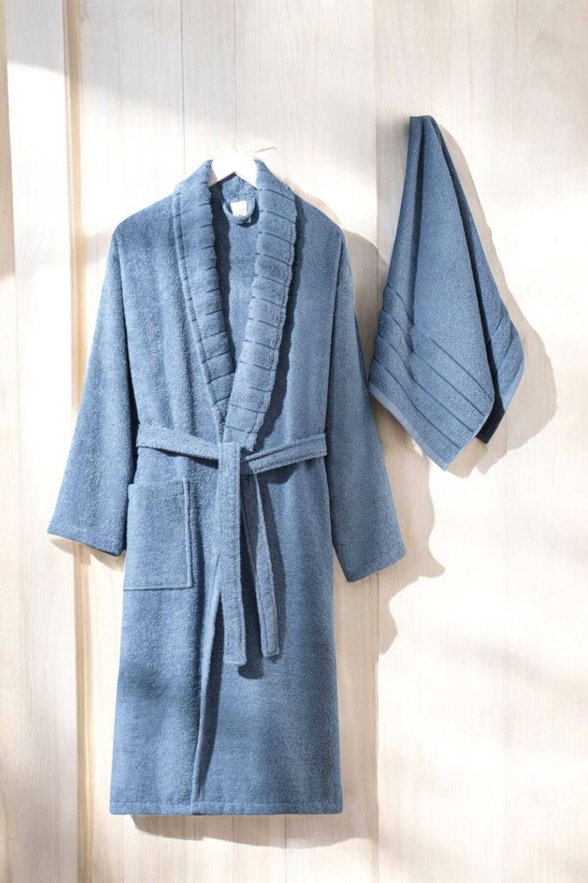AquaLoom Luxury Men's Bathrobe and Towel Set 100% Cotton Blue